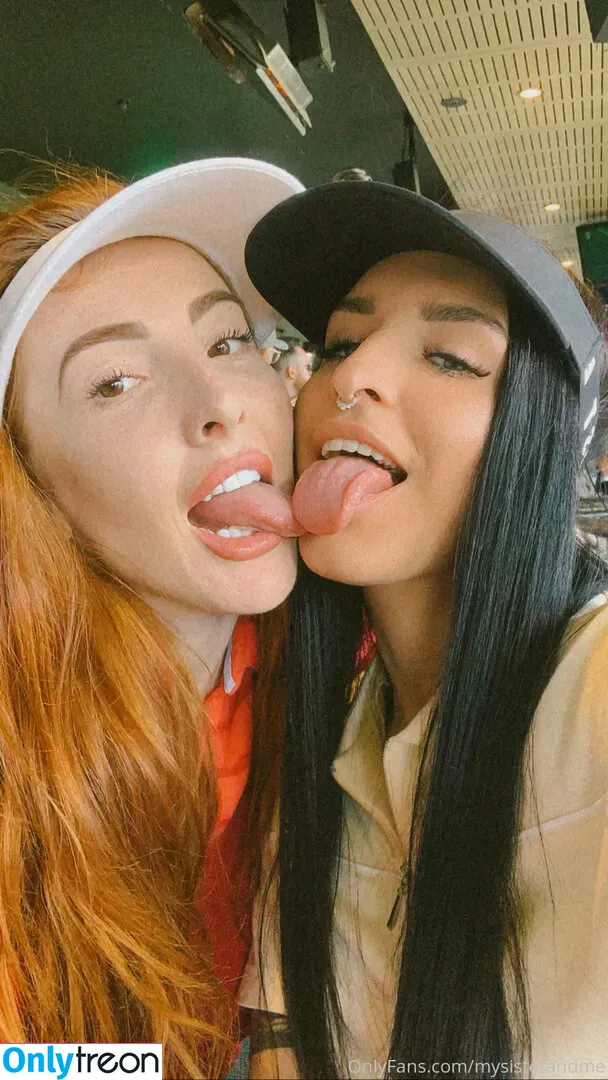 yourlesbianfantasyy nude photo #0003 (yourlesbianfantasyy)