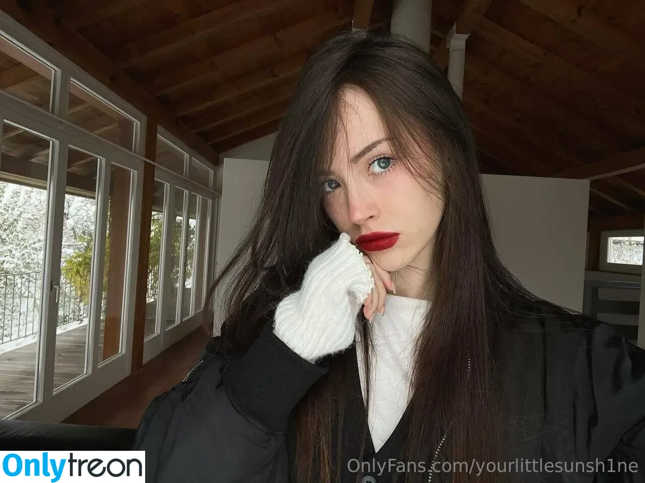 yourlittlesunsh1ne nude photo #0069 (reel)