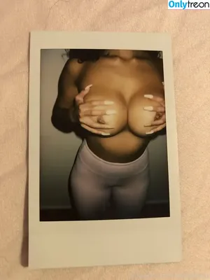 Yournewbestie / loveamymorrison / ohheysire / sexysiren / sire14 nude photo #0021