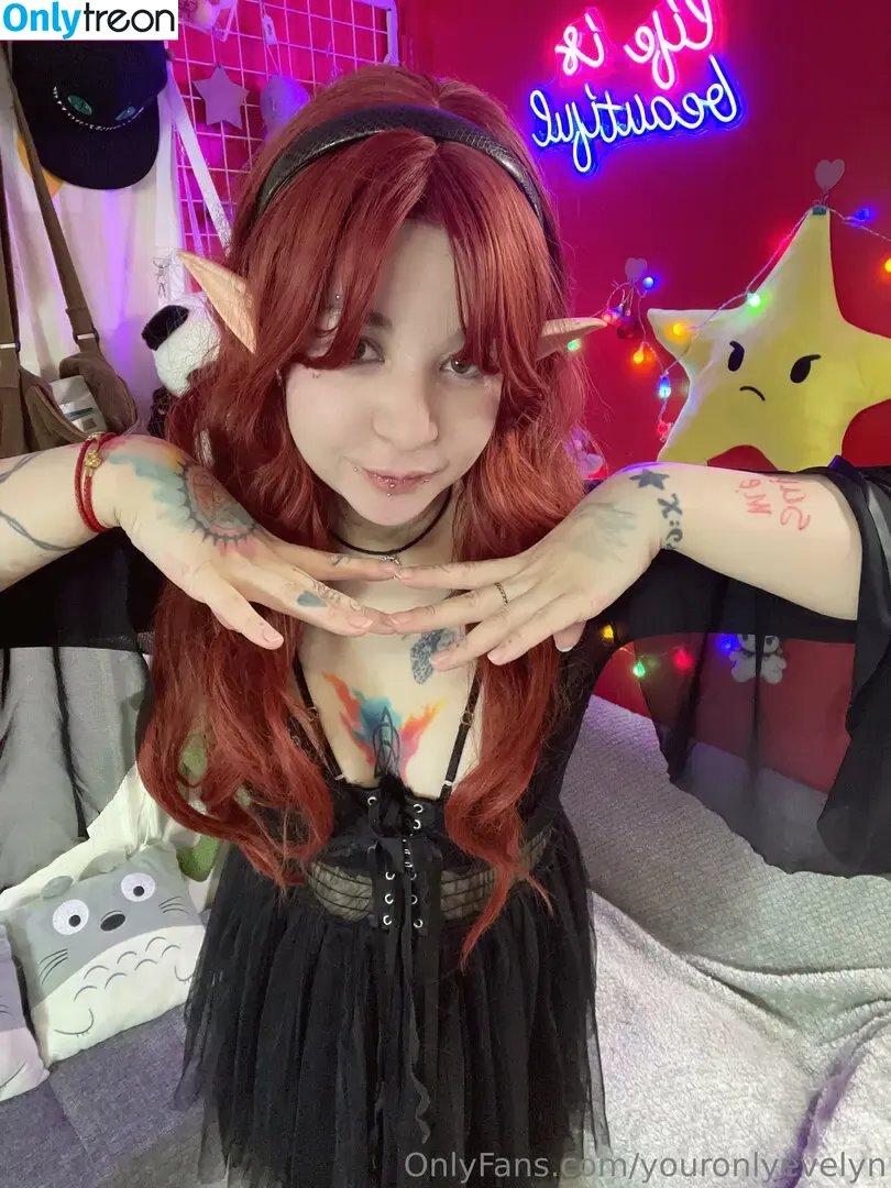 youronlyevelyn голая photo #0202 (youronlyevelyn)