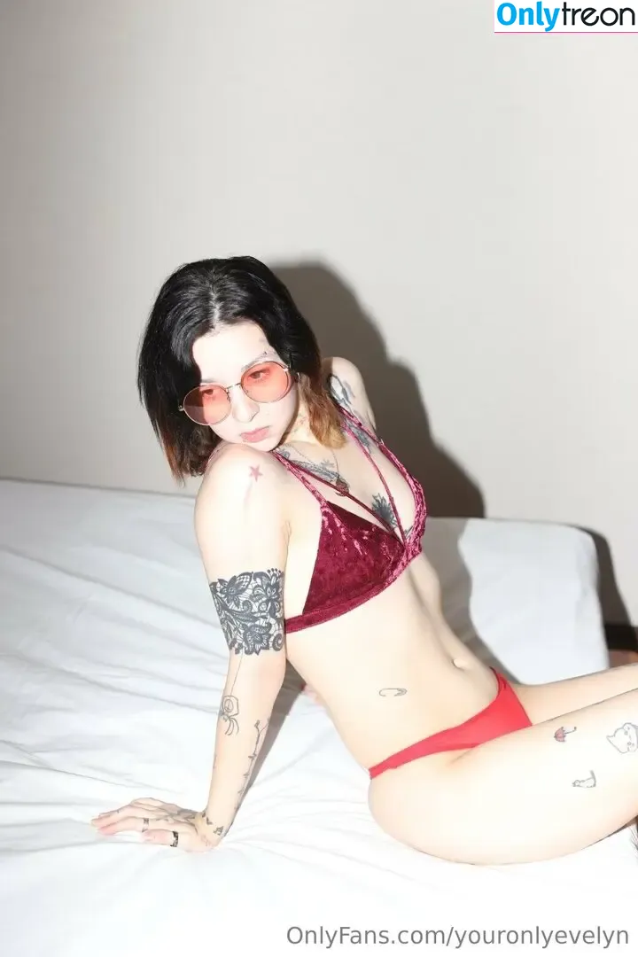 youronlyevelyn nude photo #0215 (youronlyevelyn)