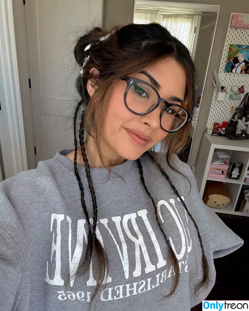 yourprincesslol nude photo #0490 (YourPrincess)