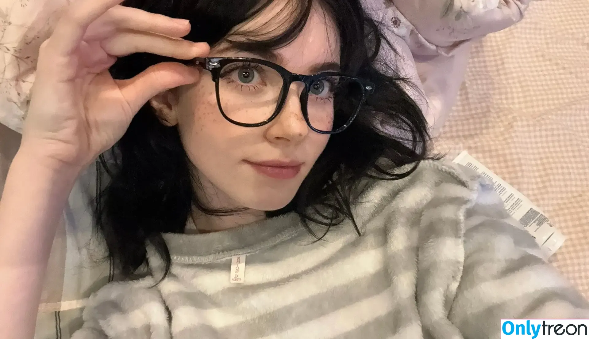 YourSmallDoll nude photo #1715 (urplpur / yourteeendoll)