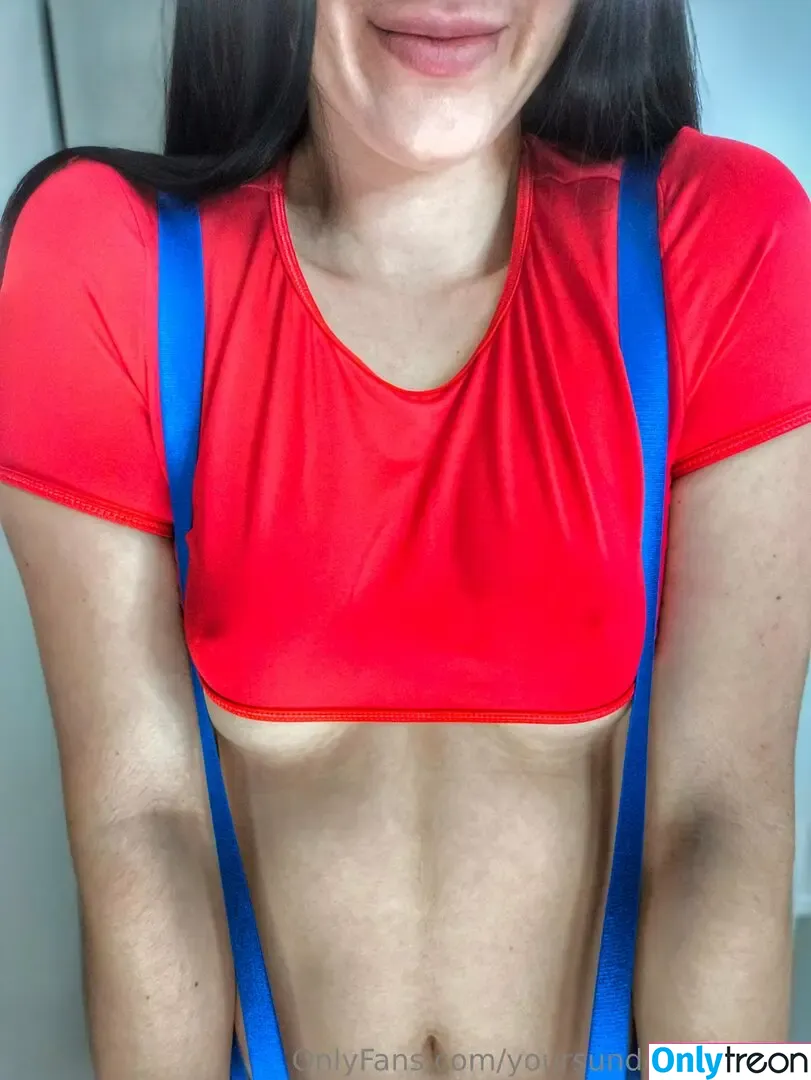 yoursunderwearluna nude photo #0056 (under_luna)