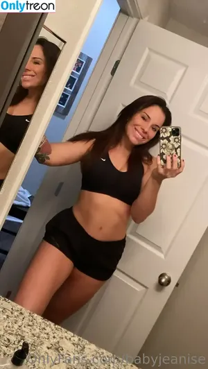 yoursweetgrace / simplychicglasgow nude photo #0011