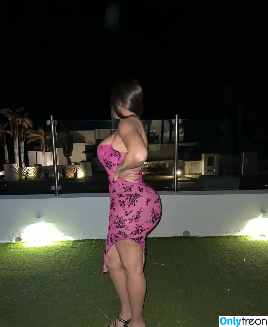 Yousra Elgattari голая photo #0006 (yousra__elgattari / youssra_rabatia)