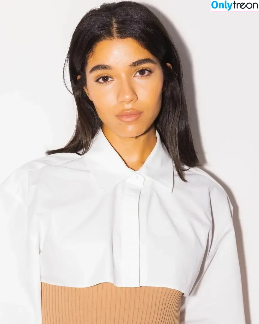 Yovanna Ventura голая photo #0794 (Yoventura / whoisyoventura)