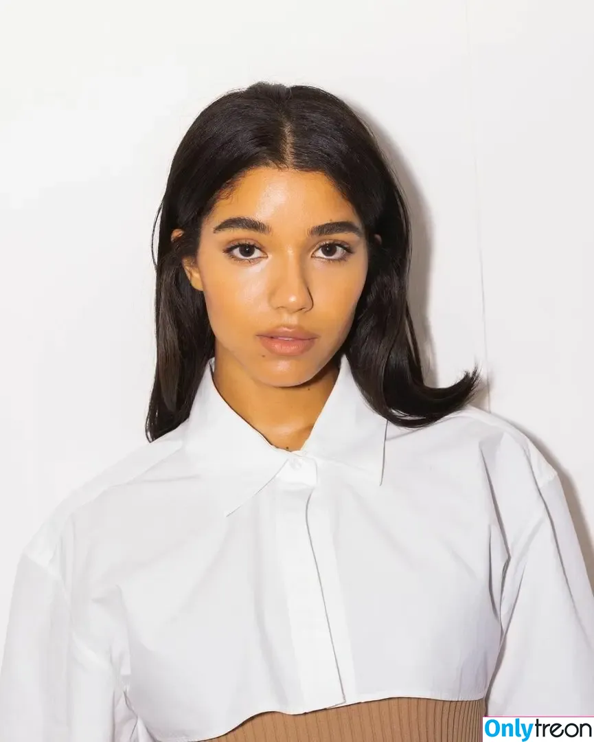 Yovanna Ventura nude photo #0796 (Yoventura / whoisyoventura)
