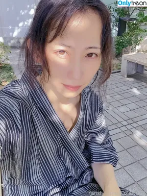 YOZAKURA / yozakurasushi nude photo #0081