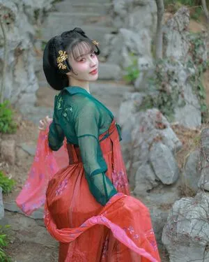 Yuan Herong / yuanherong.1229 фото голая #0211