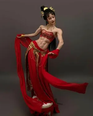 Yuan Herong / yuanherong.1229 фото голая #0327