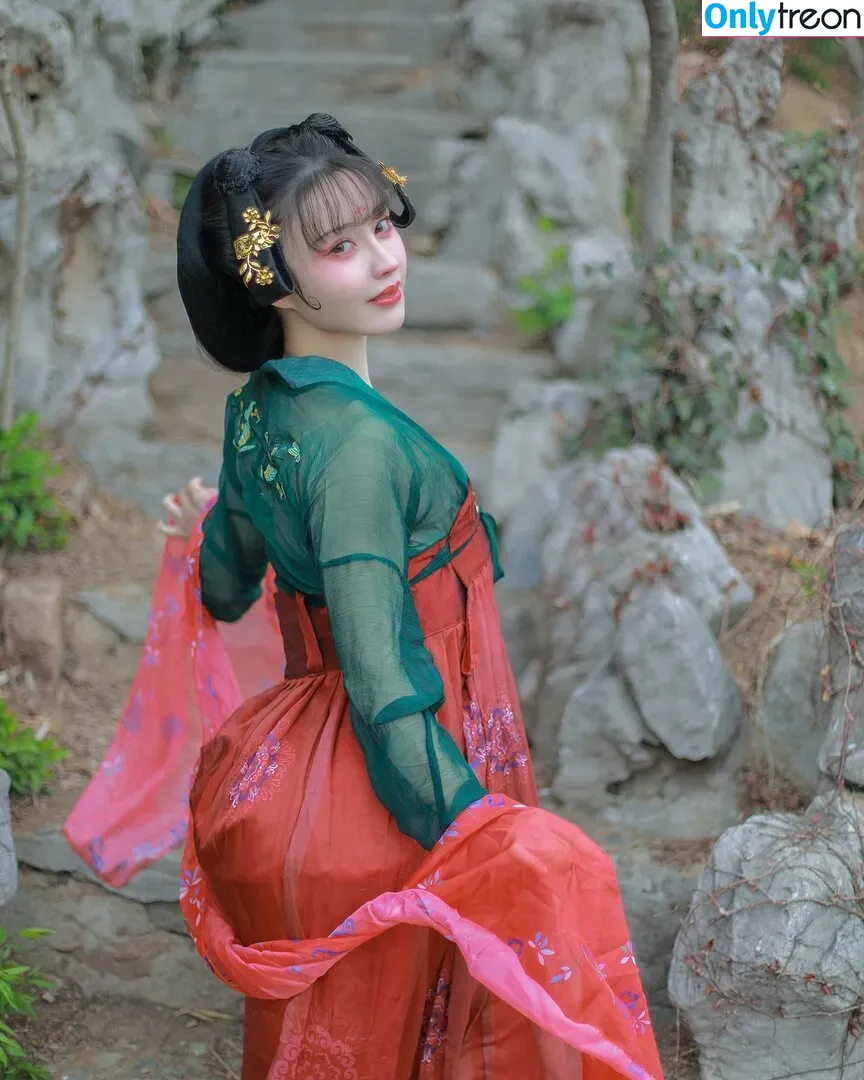 Yuan Herong голая photo #0211 (yuanherong.1229)