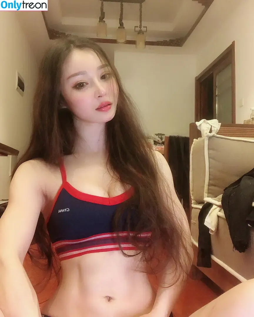Yuan Herong голая photo #2737 (yuanherong.1229)