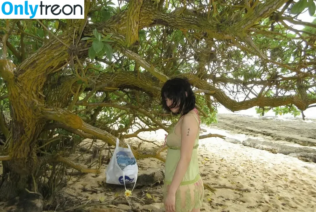 Yujin nude photo #0281 (babyyujin / yujin.ah)