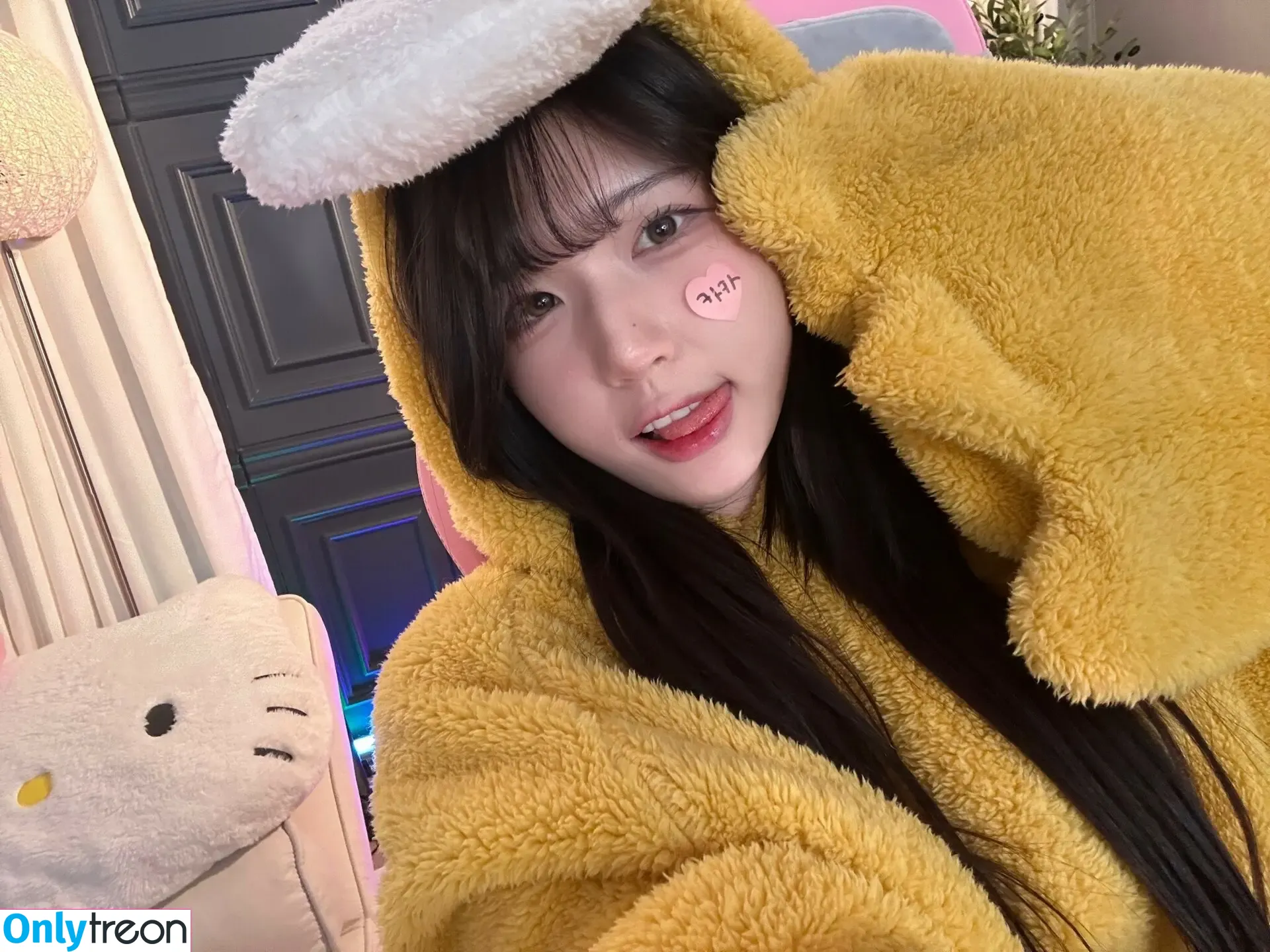 yule_.0.03 nude photo #0533 (yule_.0.03)