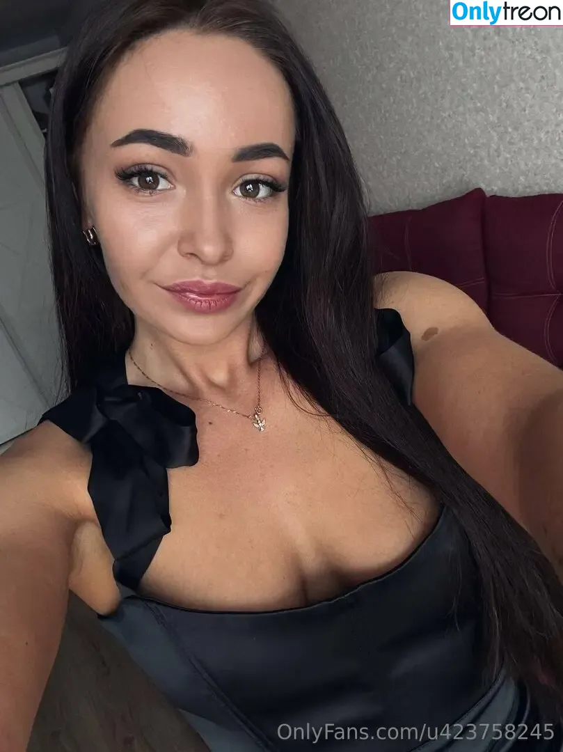yuliashani nude photo #0004 (yuliasani)