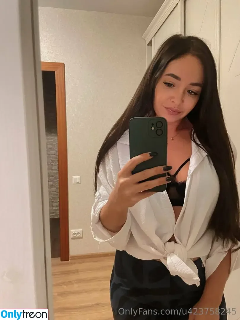yuliashani nude photo #0008 (yuliasani)