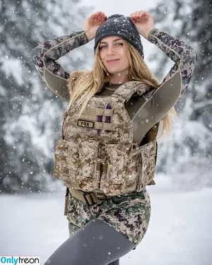 Yuliya Fox / FOX Hobby / FoxHobby / msyuliyafox фото голая #0228