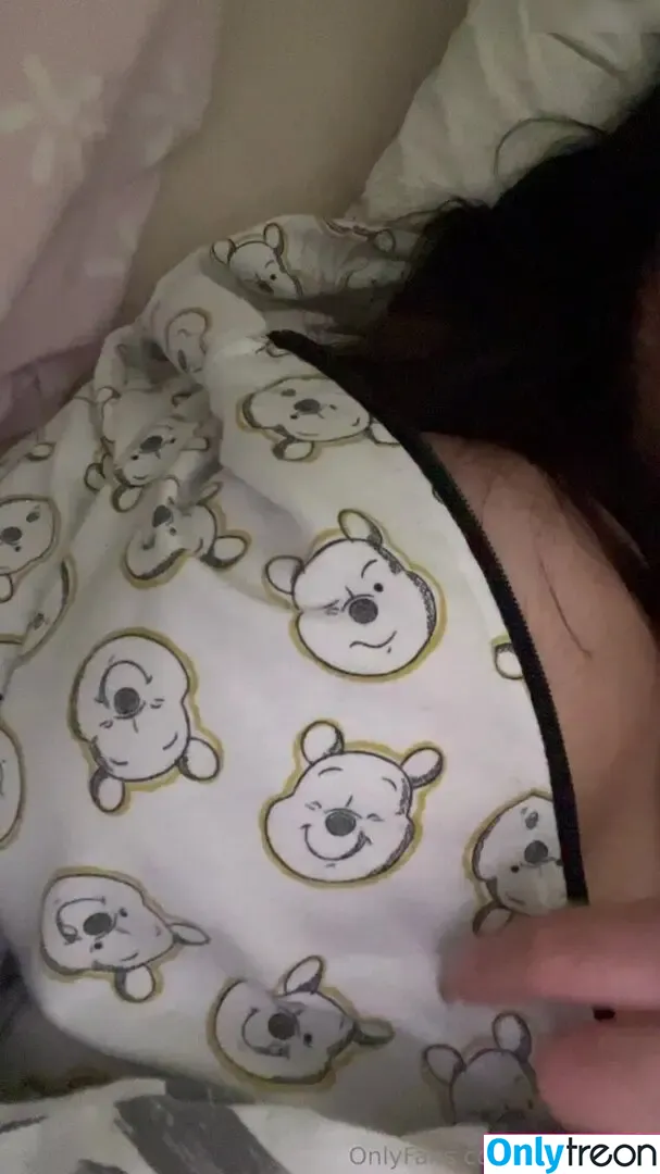 Yunadream nude photo #0017 (Yunadream)