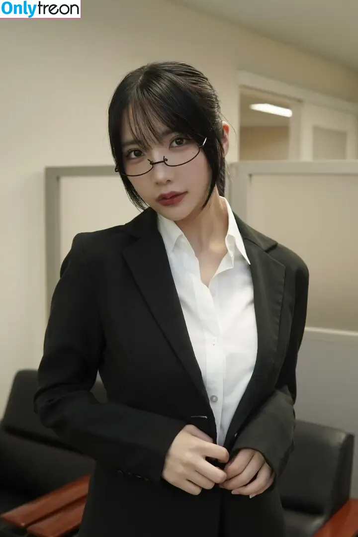 Yuno Mizusawa nude photo #0657 (mizuyunosan_ / yunocy)