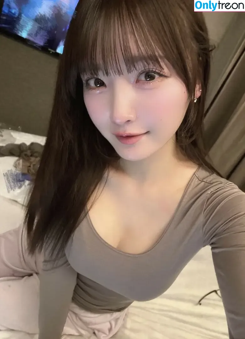 yurayura_yuraa nude photo #0089 (yurayura_yuuura / 由良ゆら)