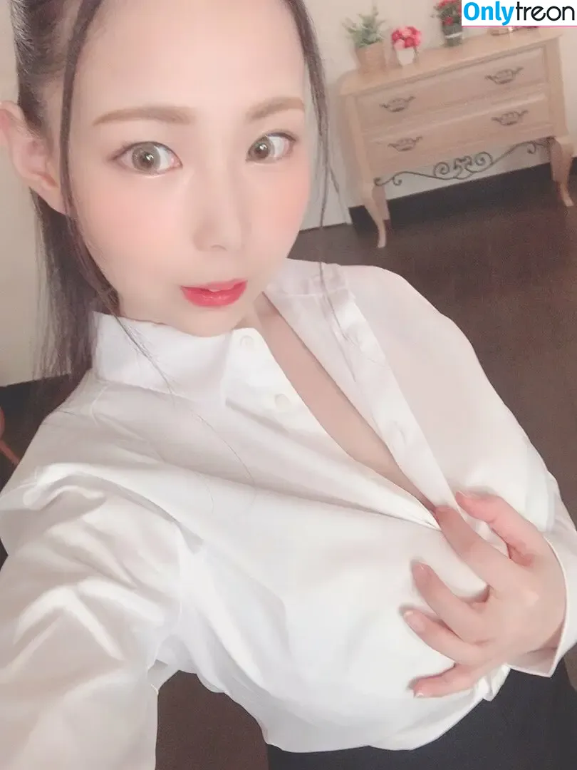 Yuria Yoshine nude photo #0856 (Julia_Yoshine / 吉根ゆりあ)