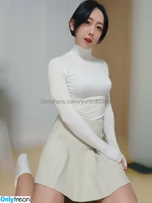 yuricd0088 / yuri88_oficial_ фото голая #0006