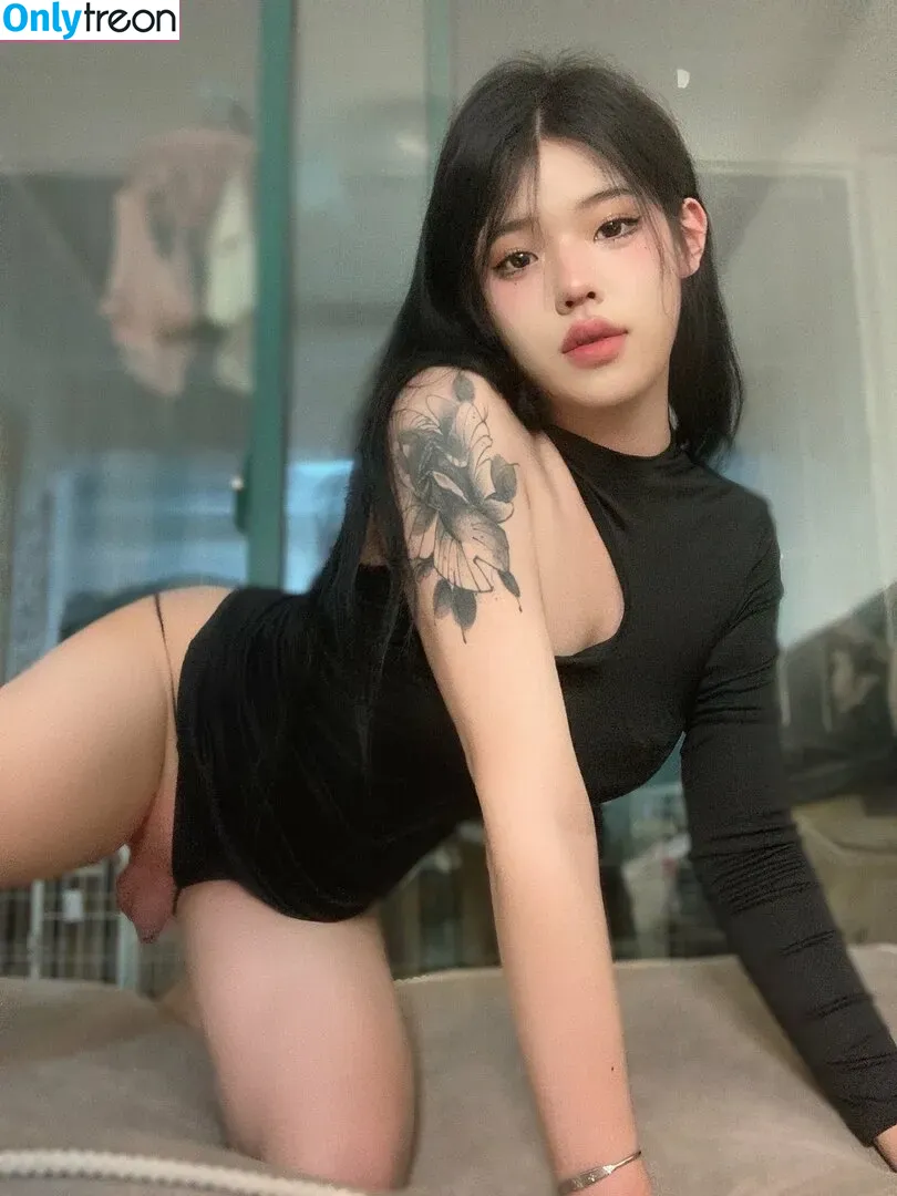 Yuzichucunqi nude photo #0008 (YesDaddy1069 / azukichwan)