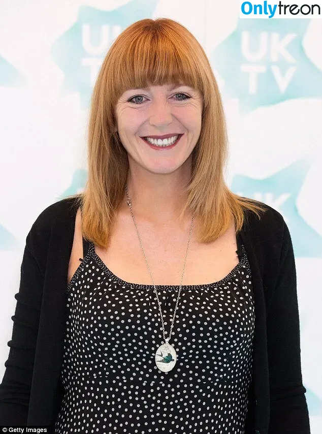 Yvette Fielding голая photo #0010 (realyfielding)