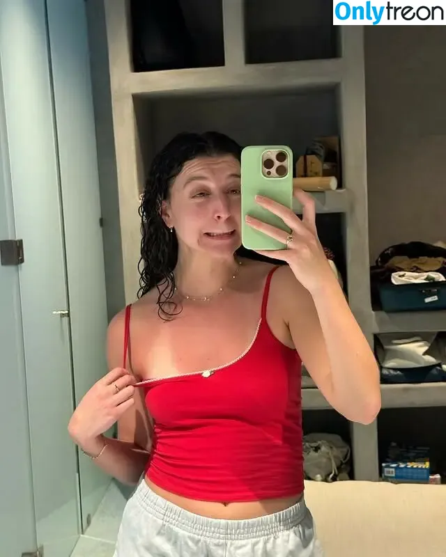Yvette Segan nude photo #0008 (yvettesegan)