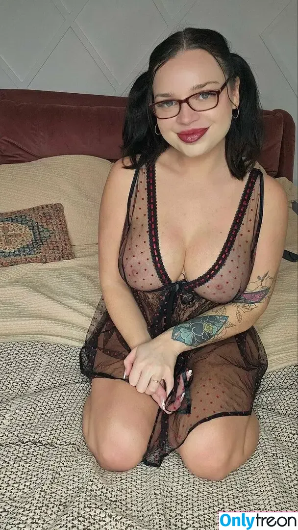 yvonne_bar nude photo #0402 (yvonne_bar_)