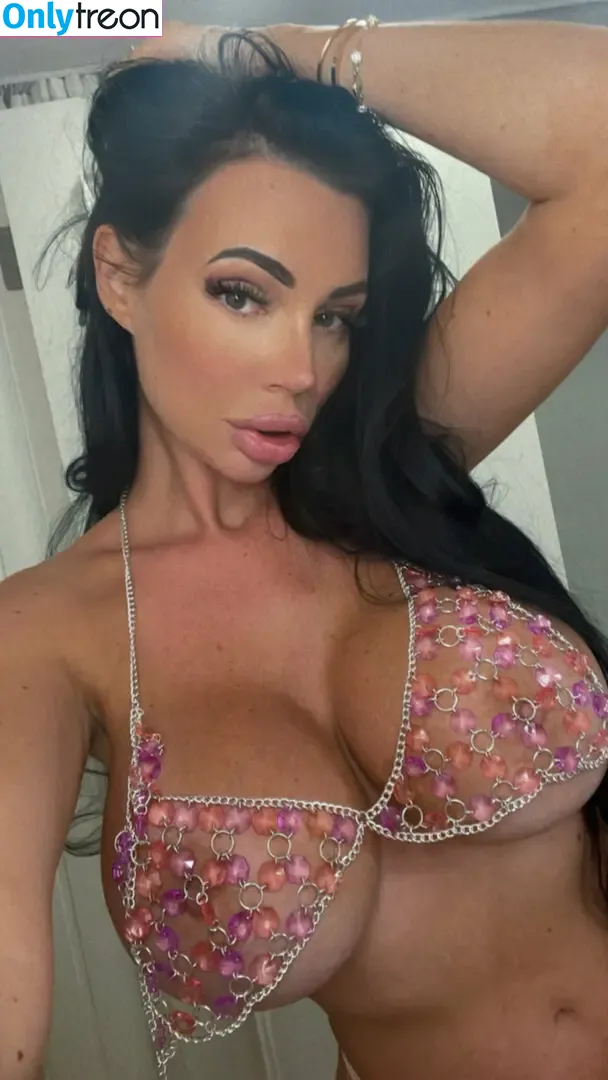 yvonne_bar nude photo #0462 (yvonne_bar_)