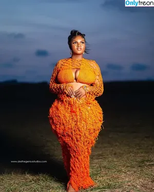 Yvonne Delali / yvonnedelali_model / yvonnedelali_model from perfectwrapgh nude photo #0008