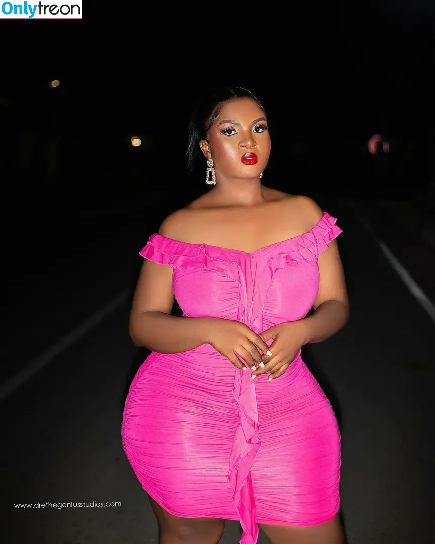 Yvonne Delali nude photo #0019 (yvonnedelali_model / yvonnedelali_model from perfectwrapgh)