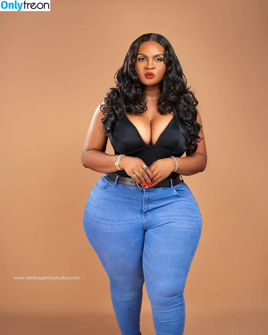 Yvonne Delali nude photo #0026 (yvonnedelali_model / yvonnedelali_model from perfectwrapgh)