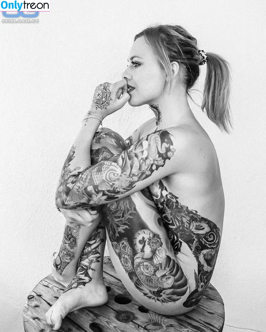 Yvonne Pferrer голая photo #0443 (yvonnepferrer)