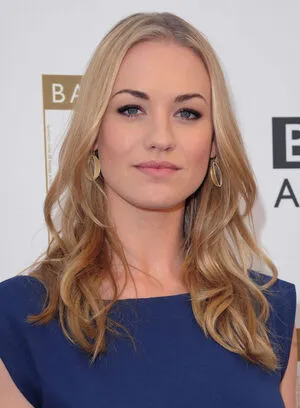 Yvonne Strahovski / y_strahovski / yvonnestrahovski nude photo #0063