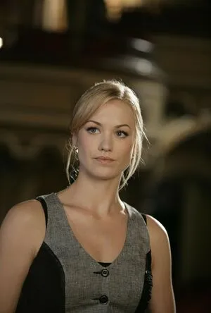 Yvonne Strahovski / y_strahovski / yvonnestrahovski nude photo #0164