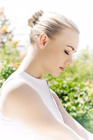 Yvonne Strahovski / y_strahovski / yvonnestrahovski фото голая #0353