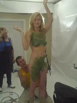 Yvonne Strahovski / y_strahovski / yvonnestrahovski фото голая #0393