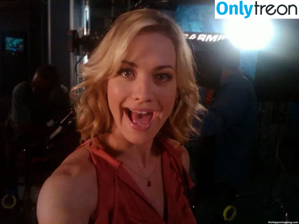 Yvonne Strahovski голая photo #0009 (y_strahovski / yvonnestrahovski)
