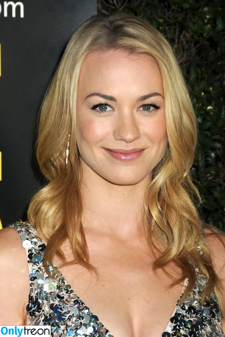 Yvonne Strahovski nude photo #0048 (y_strahovski / yvonnestrahovski)