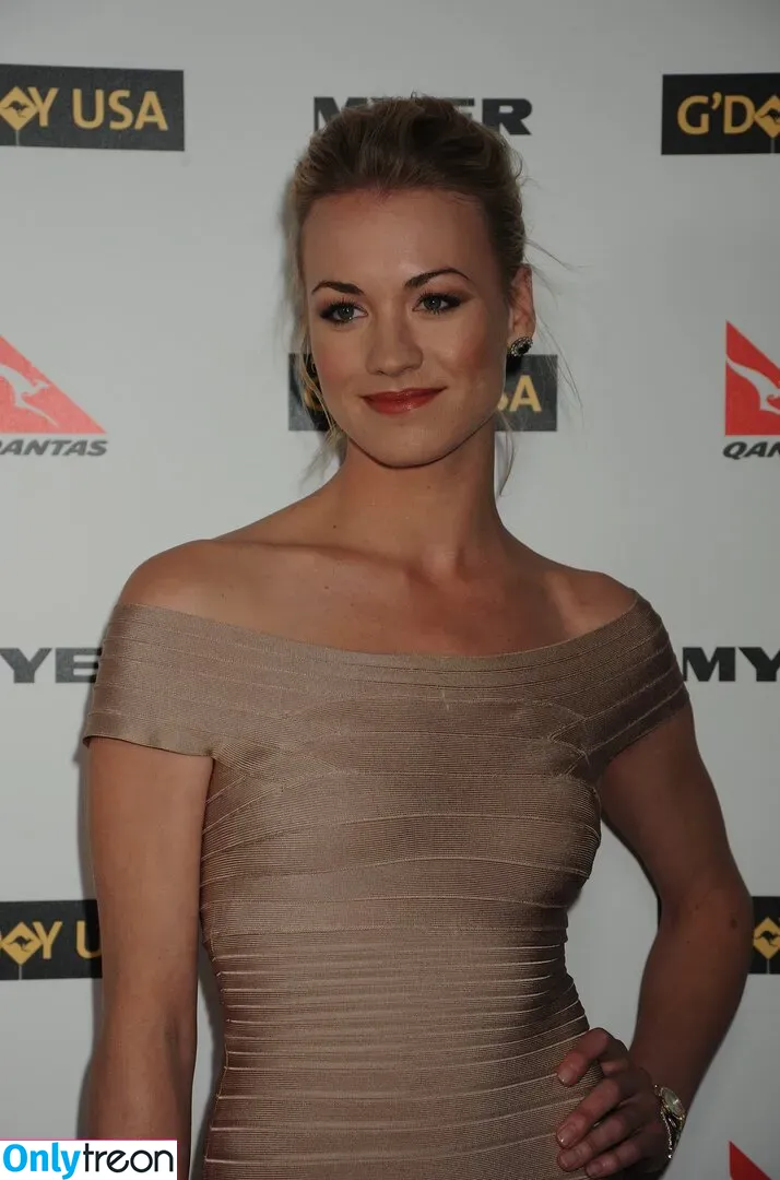 Yvonne Strahovski голая photo #0218 (y_strahovski / yvonnestrahovski)