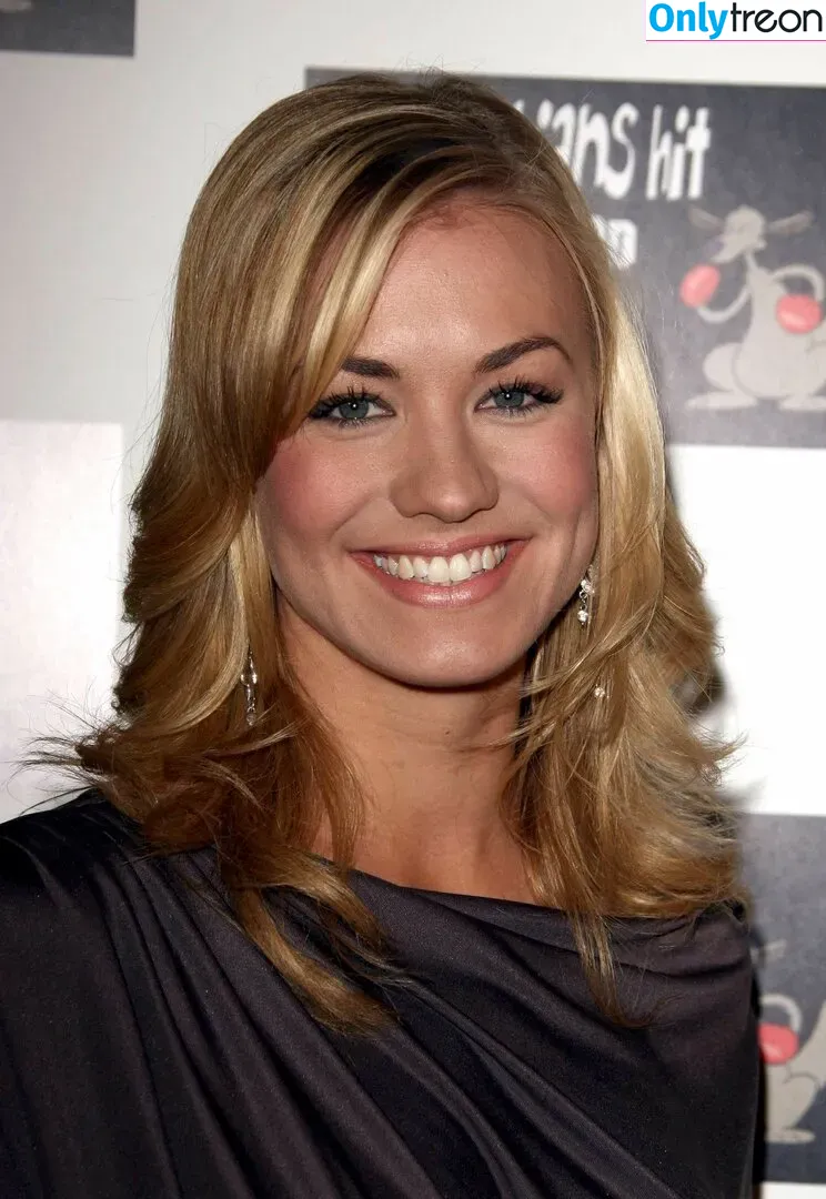 Yvonne Strahovski голая photo #0223 (y_strahovski / yvonnestrahovski)