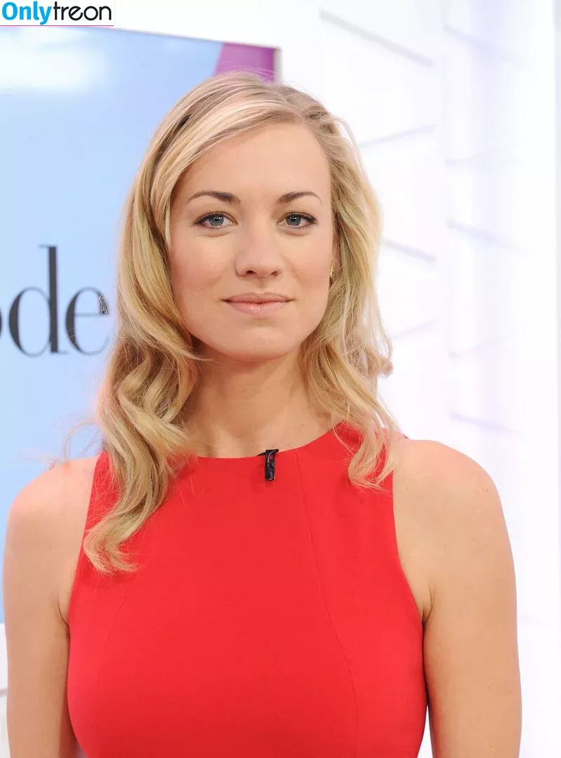 Yvonne Strahovski nude photo #0328 (y_strahovski / yvonnestrahovski)