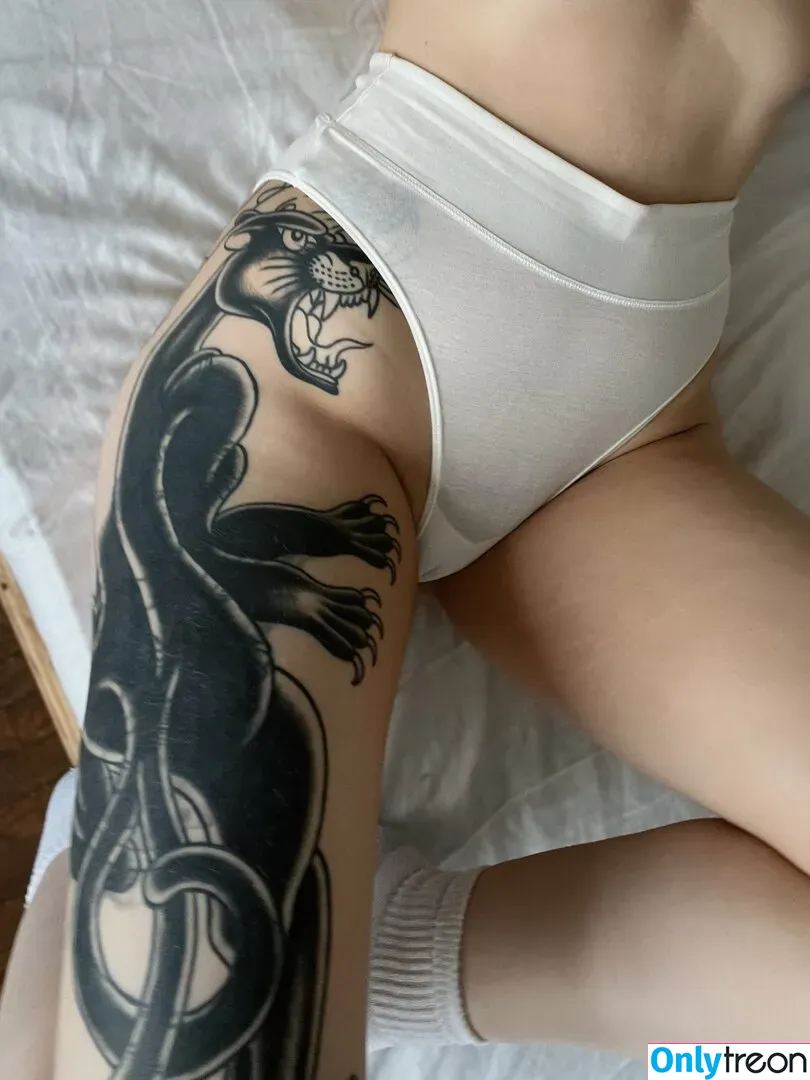 yyentaa nude photo #0004 (yyentaa)