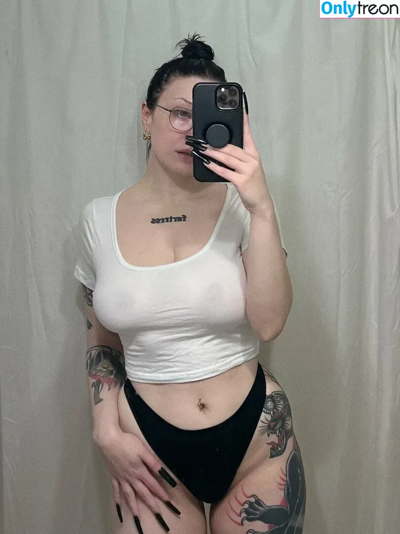 yyentaa nude photo #0012 (yyentaa)