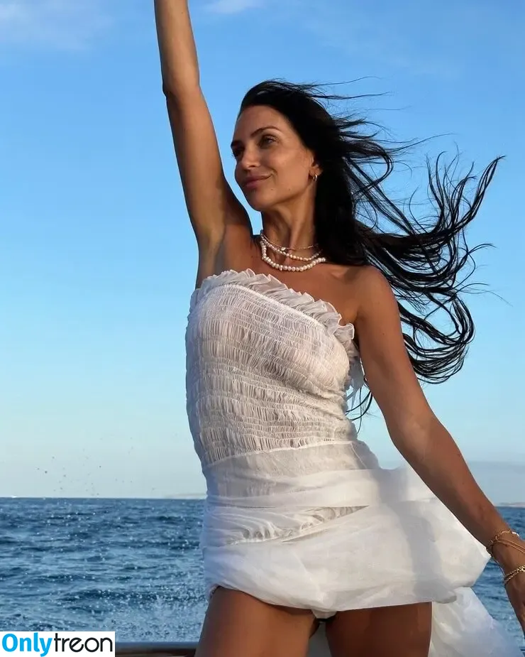 Zaira Nara голая photo #0027 (zaira.nara)