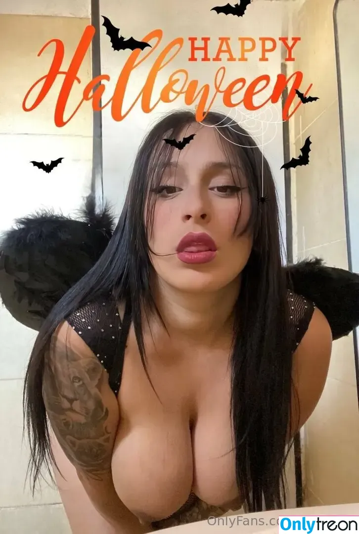 zallybell nude photo #0001 (zallybally)