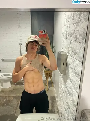  nude photo #0008